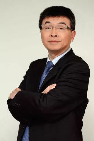 邱毅深度解析时事热点最新视频发布，热议天下事！