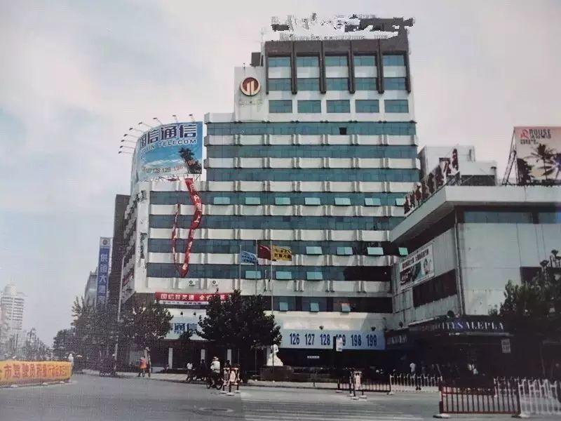 光影交织的梦幻乐园——探访7080电影院