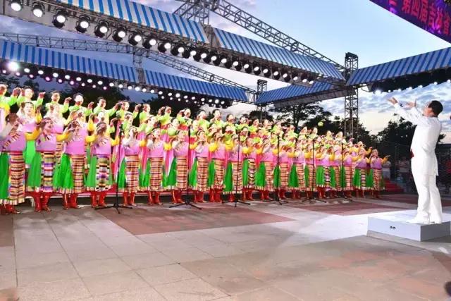 图们演员，舞台到人生的辉煌之旅