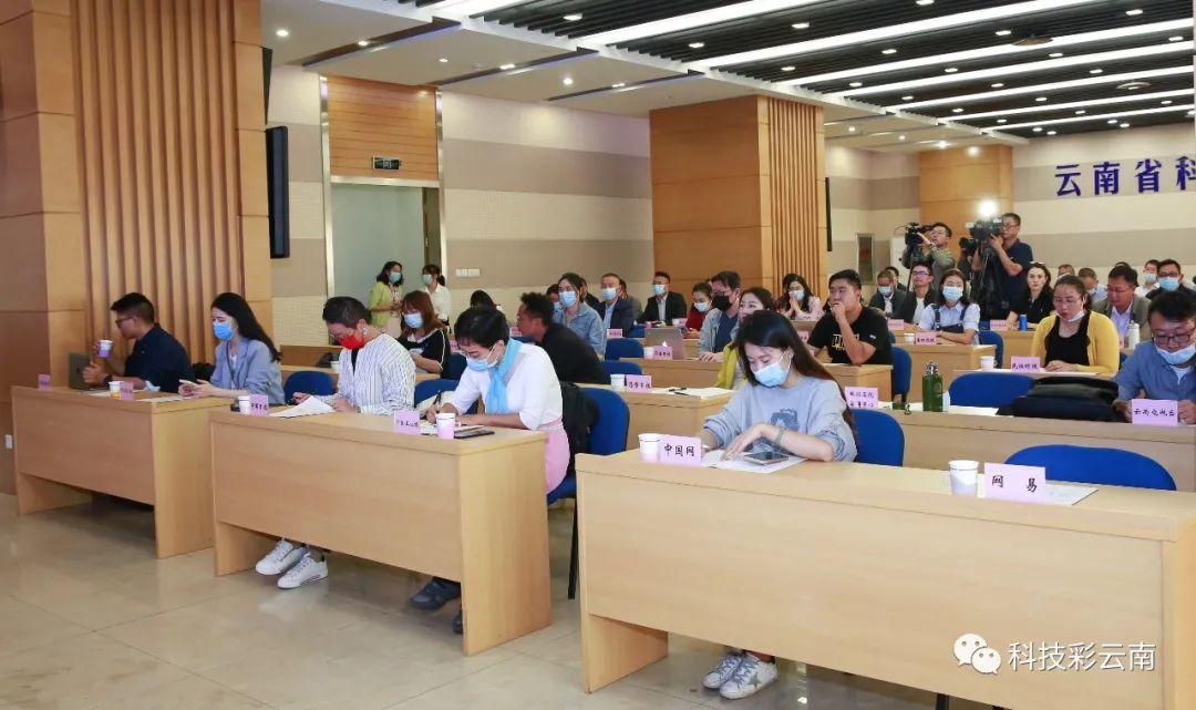 2025年天天彩免费资料,联合作战指挥_高效版26.245