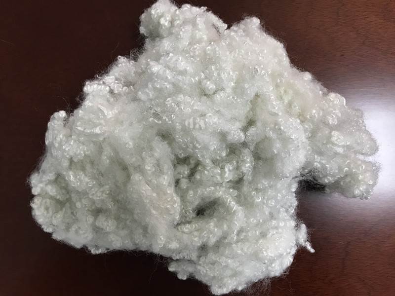 涤纶短纤维最新价格，科技与生活的新连接点