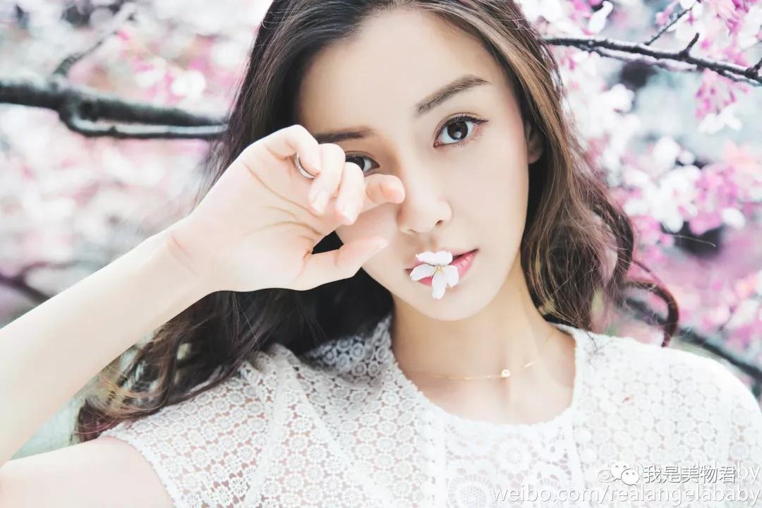 双鱼座女明星闪耀韩国，梦想的力量与变化之美