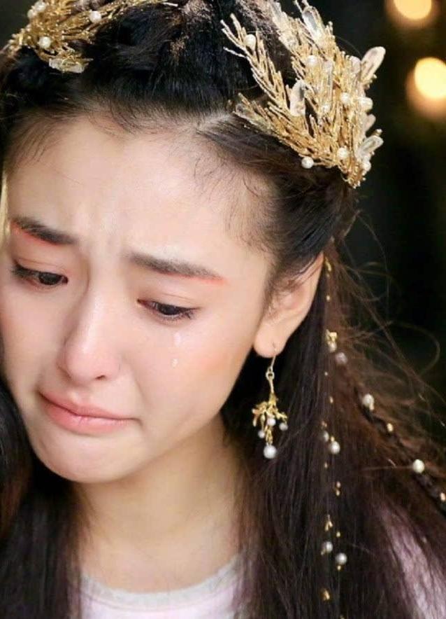 明星伤感图片，情感表达与公众消费视角下的探究
