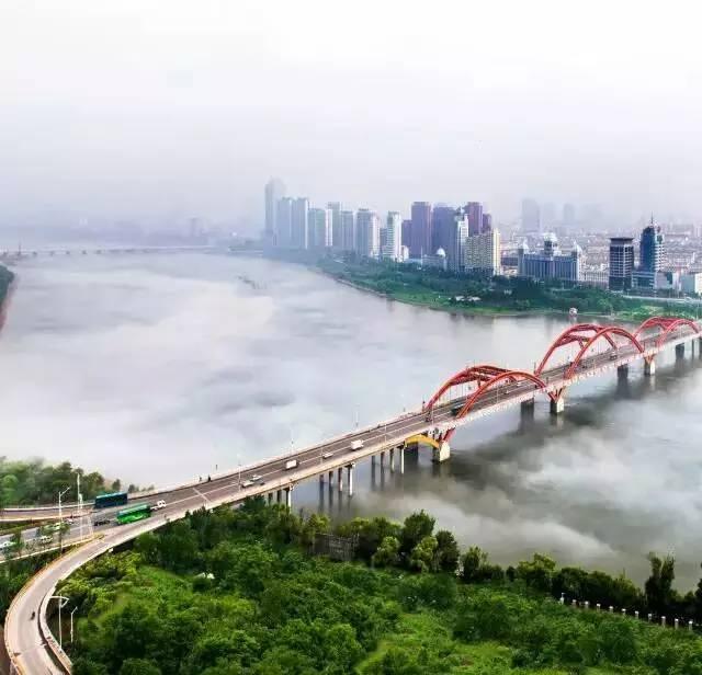 吉林市，繁荣都市的脉搏与活力展现