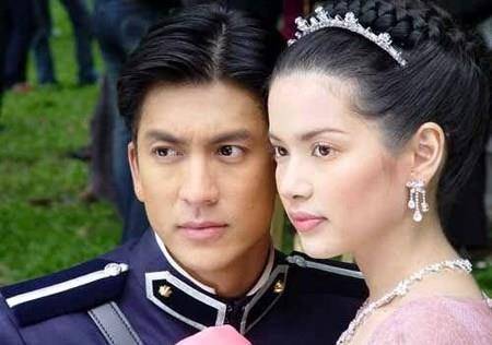 泰国最新虐心电视剧,爱在曼谷的日常